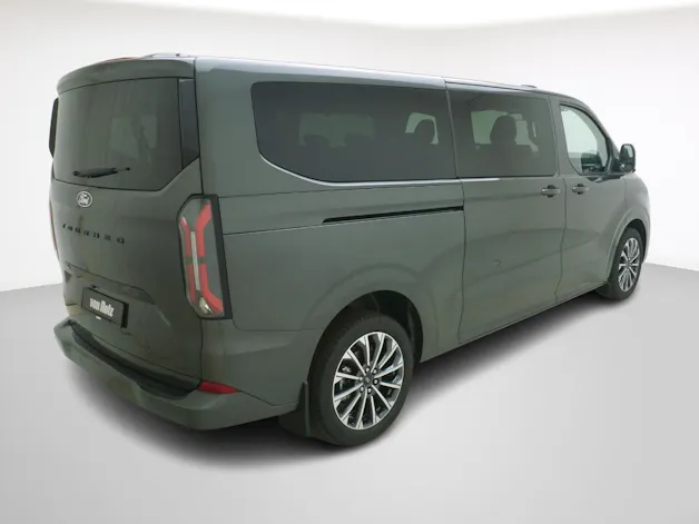 FORD Tourneo Custom L2 2.5 Plug-in-Hybrid Titanium X