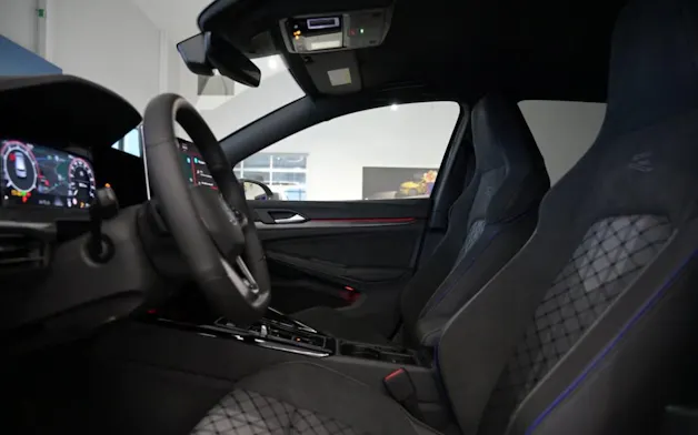 VW Golf 2.0 TSI R-Line DSG 4 Motion