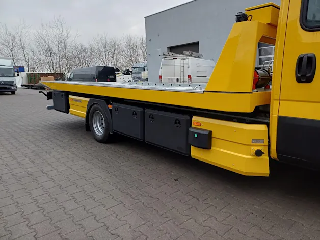 IVECO 72 C 18H A8 Abschleppwagen