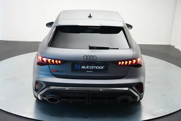AUDI RS3 Sportback 2.5 TSI quattro S-tronic *Daytonagrau Polarmatt* *KW Gewindefahrwerk* *Carbon*