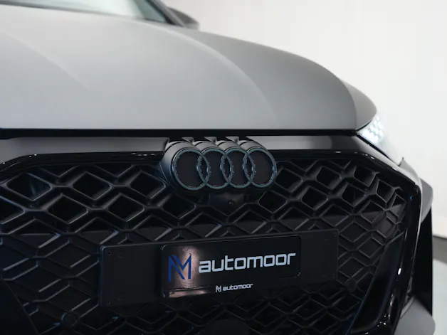 AUDI RS3 Sportback 2.5 TSI quattro S-tronic *Daytonagrau Polarmatt* *KW Gewindefahrwerk* *Carbon*