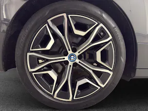 BMW iX xDrive40