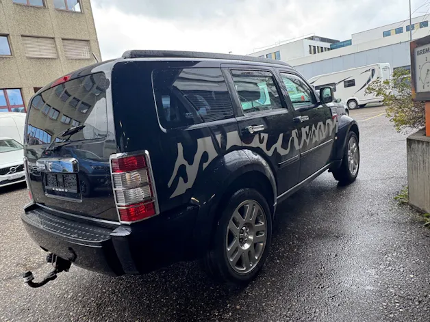 DODGE NITRO