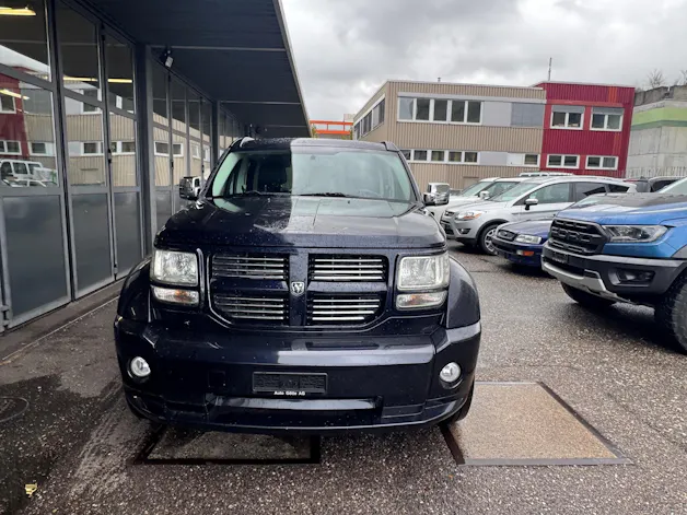 DODGE NITRO
