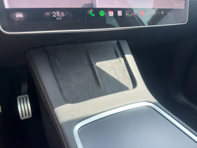Tesla Model Y Performance D Anhängerkupplung SOH 95.5%