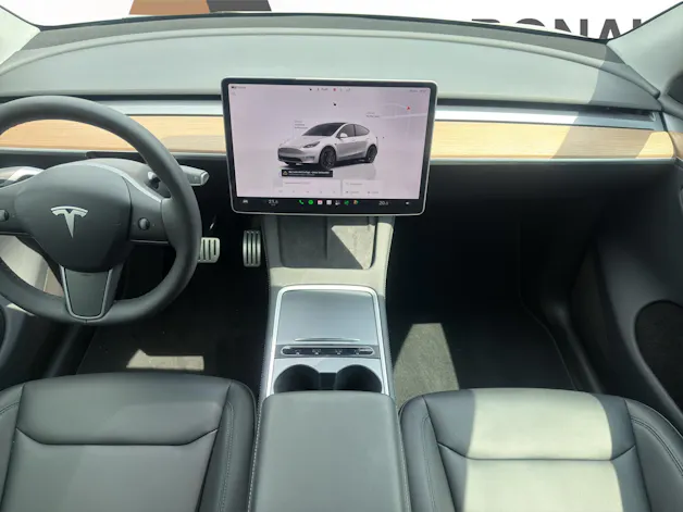 Tesla Model Y Performance D Anhängerkupplung SOH 95.5%