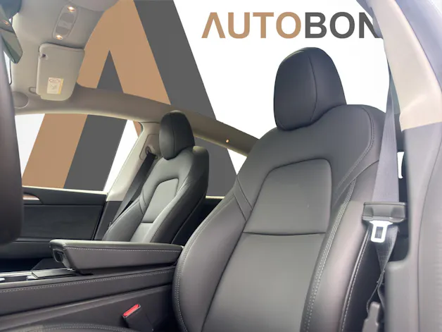 Tesla Model Y Performance D Anhängerkupplung SOH 95.5%