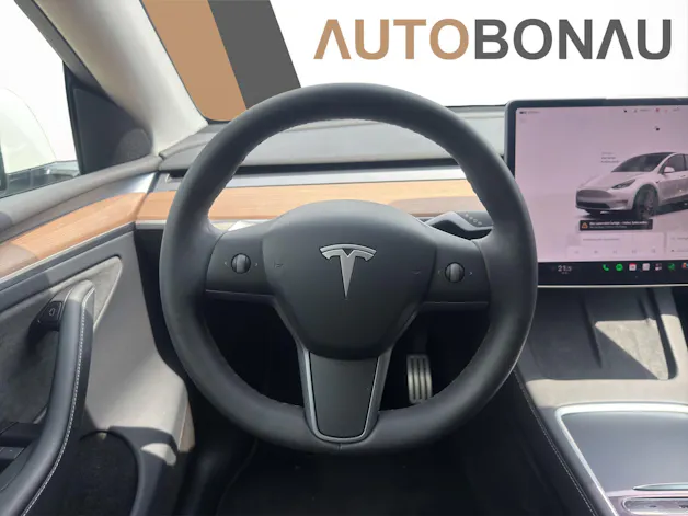 Tesla Model Y Performance D Anhängerkupplung SOH 95.5%