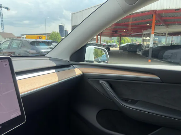 Tesla Model Y Performance D Anhängerkupplung SOH 95.5%