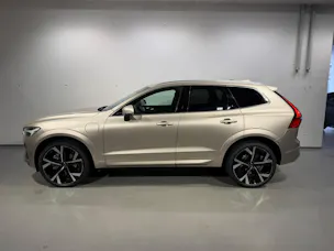 VOLVO XC60 2.0 T8 TE Ultra Dark eAWD