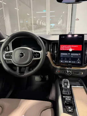 VOLVO XC60 2.0 T8 TE Ultra Dark eAWD