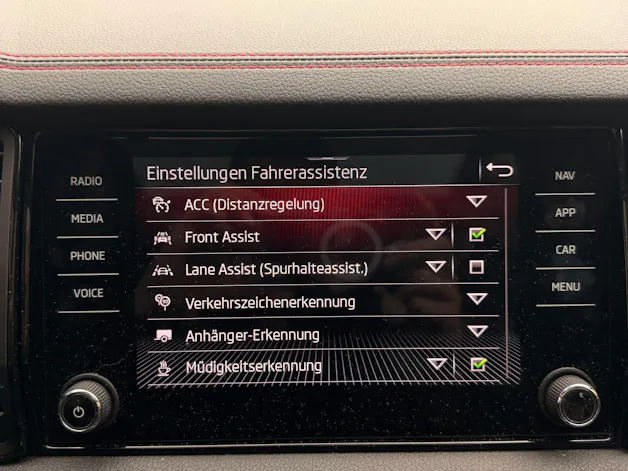 SKODA Kodiaq RS 4x4 *** 7-SITZER, ANHÄNGEKUPPLUNG & PANORAMAGLASDACH ***