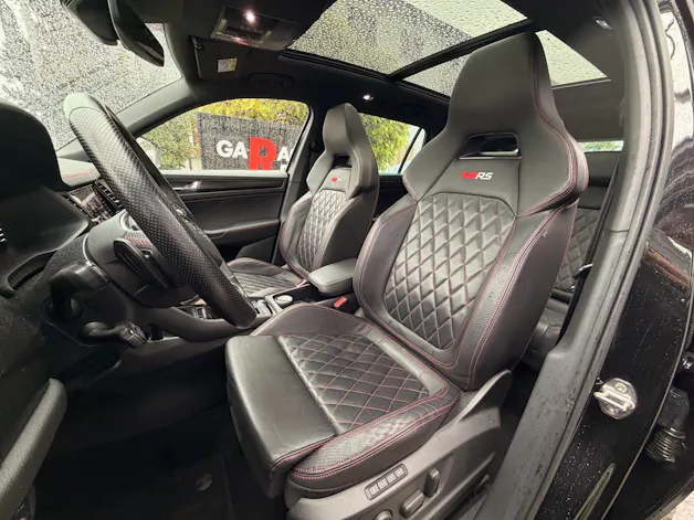 SKODA Kodiaq RS 4x4 *** 7-SITZER, ANHÄNGEKUPPLUNG & PANORAMAGLASDACH ***