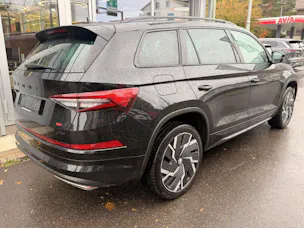 SKODA Kodiaq RS 4x4 *** 7-SITZER, ANHÄNGEKUPPLUNG & PANORAMAGLASDACH ***