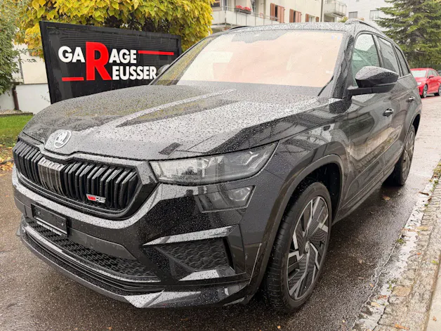 SKODA Kodiaq RS 4x4 *** 7-SITZER, ANHÄNGEKUPPLUNG & PANORAMAGLASDACH ***