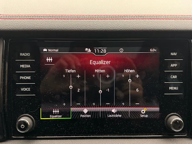 SKODA Kodiaq RS 4x4 *** 7-SITZER, ANHÄNGEKUPPLUNG & PANORAMAGLASDACH ***