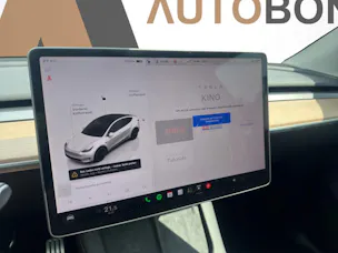 Tesla Model Y Performance D SOH 95.1% Anhängerkupplung