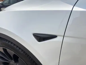 Tesla Model Y Performance D SOH 95.1% Anhängerkupplung