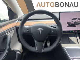 Tesla Model Y Performance D SOH 95.1% Anhängerkupplung