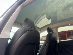 Tesla Model Y Performance D SOH 95.1% Anhängerkupplung