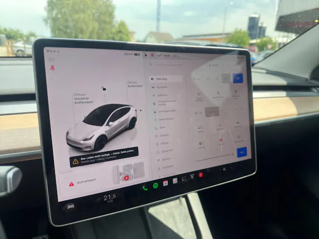 Tesla Model Y Performance D SOH 95.1% Anhängerkupplung