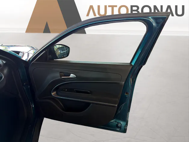 FIAT 600 1.2 Hybrid 145 Cult