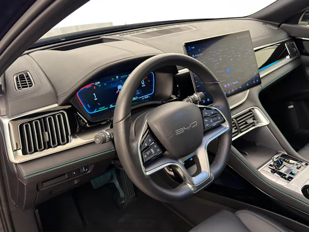 BYD Seal U DM-i Design AWD