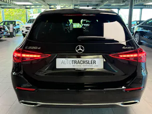 MERCEDES-BENZ C 220 d T 4 Matic Swiss Star