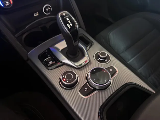 ALFA ROMEO Stelvio 2.0 MA 280 AT8 Sprint Q4