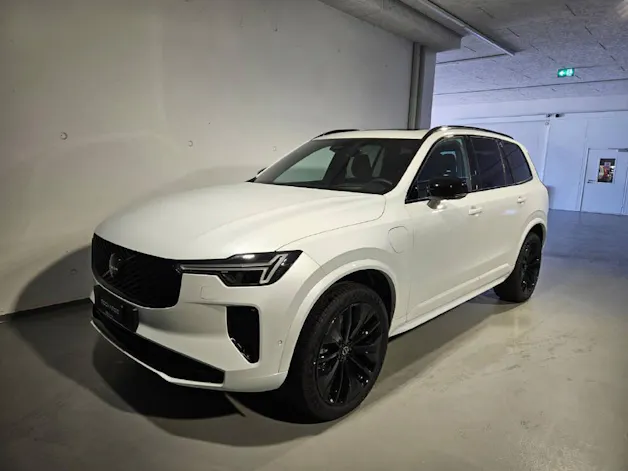 VOLVO XC90 2.0 T8 TE Black Edition eAWD