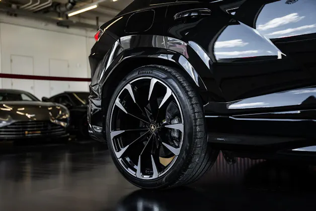 Lamborghini Urus E-Gear