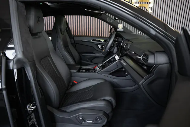 Lamborghini Urus E-Gear