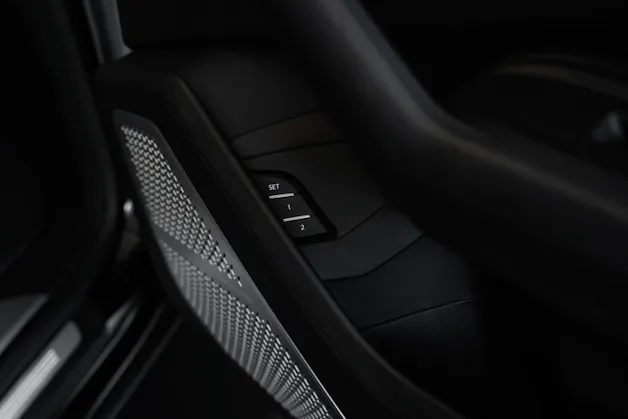Lamborghini Urus E-Gear
