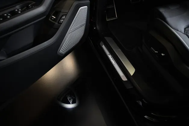 Lamborghini Urus E-Gear