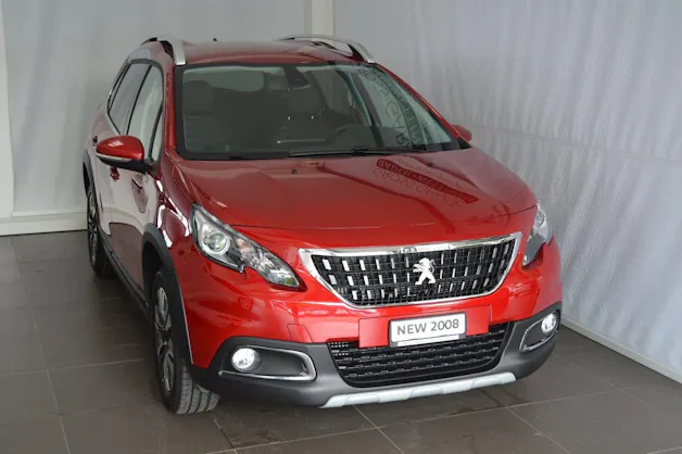 PEUGEOT 2008 1.2 PureTech Allure