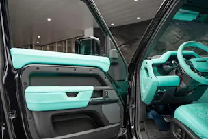 Land Rover Defender 110 P425 5.0 V8 X-Dynamic HSE AT8 *URBAN* Tiffany Interieur*