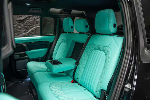 Land Rover Defender 110 P425 5.0 V8 X-Dynamic HSE AT8 *URBAN* Tiffany Interieur*