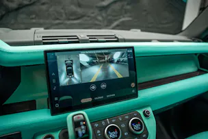 Land Rover Defender 110 P425 5.0 V8 X-Dynamic HSE AT8 *URBAN* Tiffany Interieur*