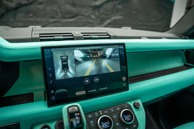 Land Rover Defender 110 P425 5.0 V8 X-Dynamic HSE AT8 *URBAN* Tiffany Interieur*