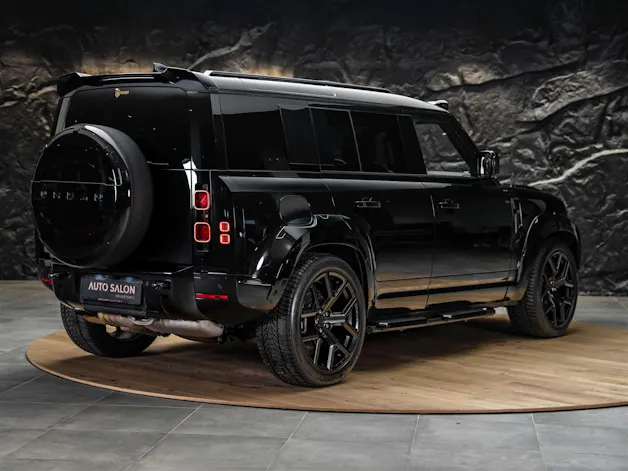 Land Rover Defender 110 P425 5.0 V8 X-Dynamic HSE AT8 *URBAN*