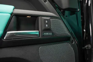 Land Rover Defender 110 P425 5.0 V8 X-Dynamic HSE AT8 *URBAN* Tiffany Interieur*