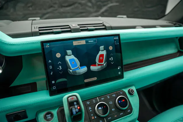 Land Rover Defender 110 P425 5.0 V8 X-Dynamic HSE AT8 *URBAN* Tiffany Interieur*