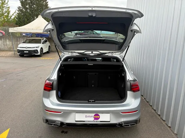 VW Golf 1.5 eTSI mHEV ACT R-Line DSG