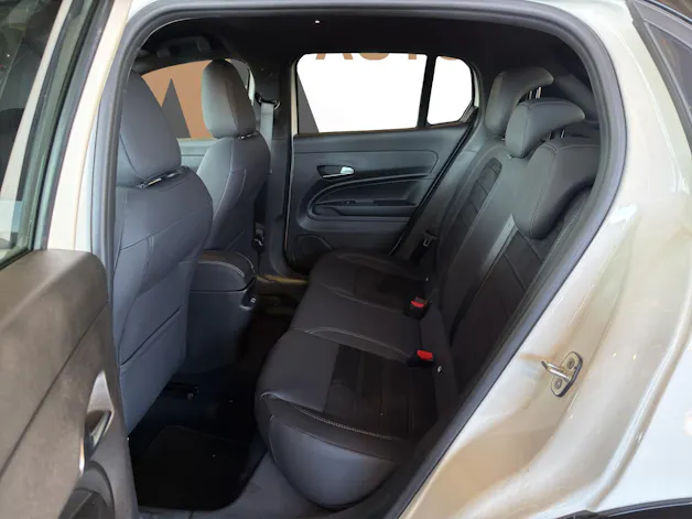 FIAT 600 1.2 Hybrid 145 Sport
