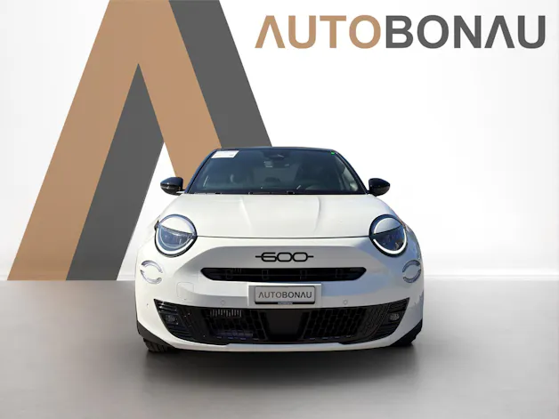 FIAT 600 1.2 Hybrid 145 Sport
