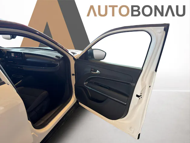 FIAT 600 1.2 Hybrid 145 Sport