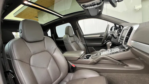PORSCHE CAYENNE S E-HYBRID l 416 PS