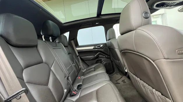 PORSCHE CAYENNE S E-HYBRID l 416 PS