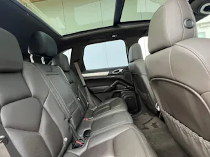PORSCHE CAYENNE S E-HYBRID l 416 PS