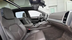 PORSCHE CAYENNE S E-HYBRID l 416 PS